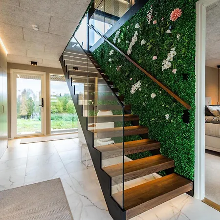 New Luxury By The River * Rovaniemi