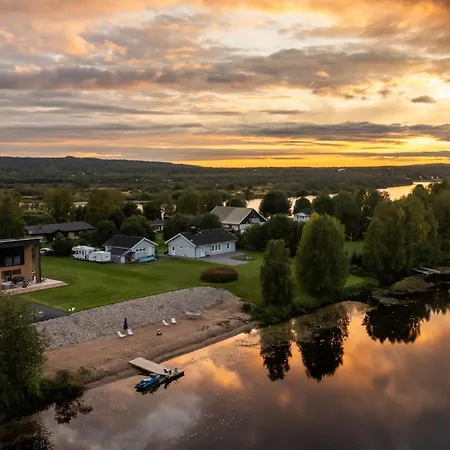 New Luxury By The River Willa *