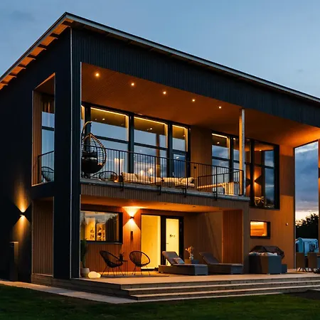 New Luxury By The River *