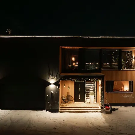 New Luxury By The River Villa Rovaniemi