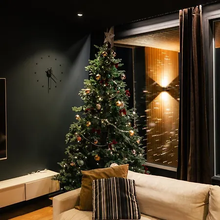 Willa New Luxury By The River Rovaniemi